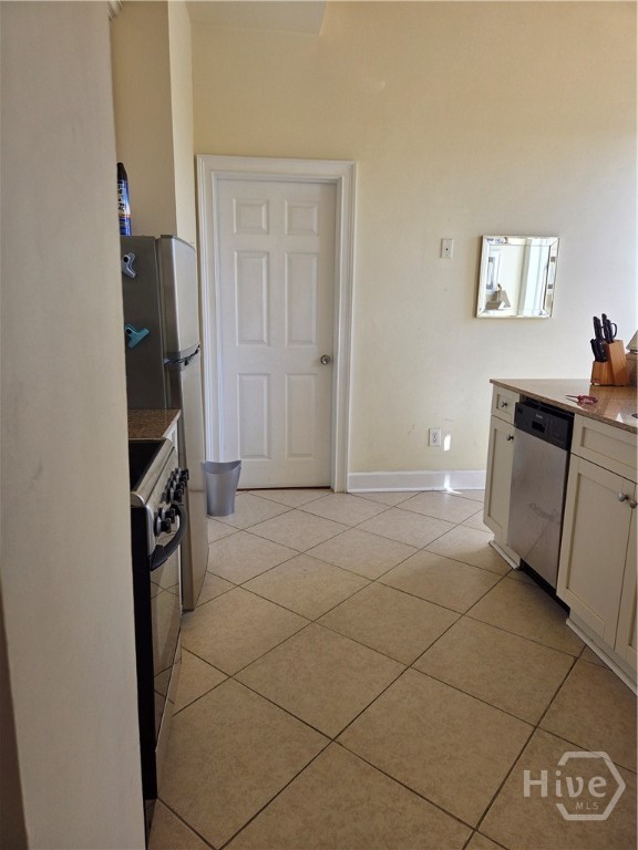 125 E Broad Street 2c Property Photo 5