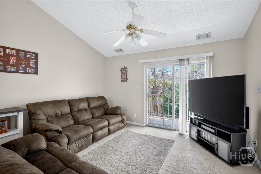 310 Tibet Avenue 8 Property Photo 6