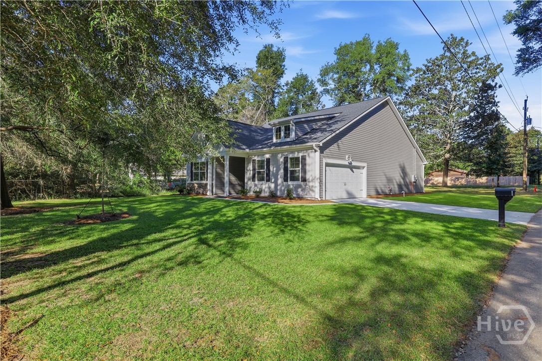 103 Warren Street Property Photo 6