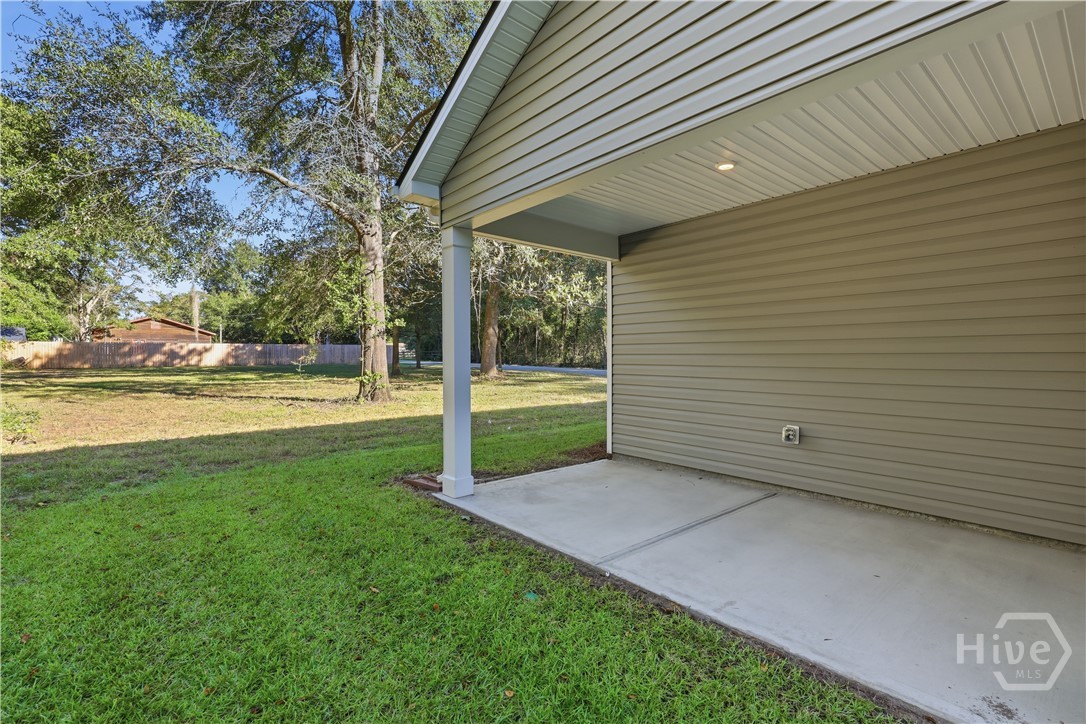 103 Warren Street Property Photo 10