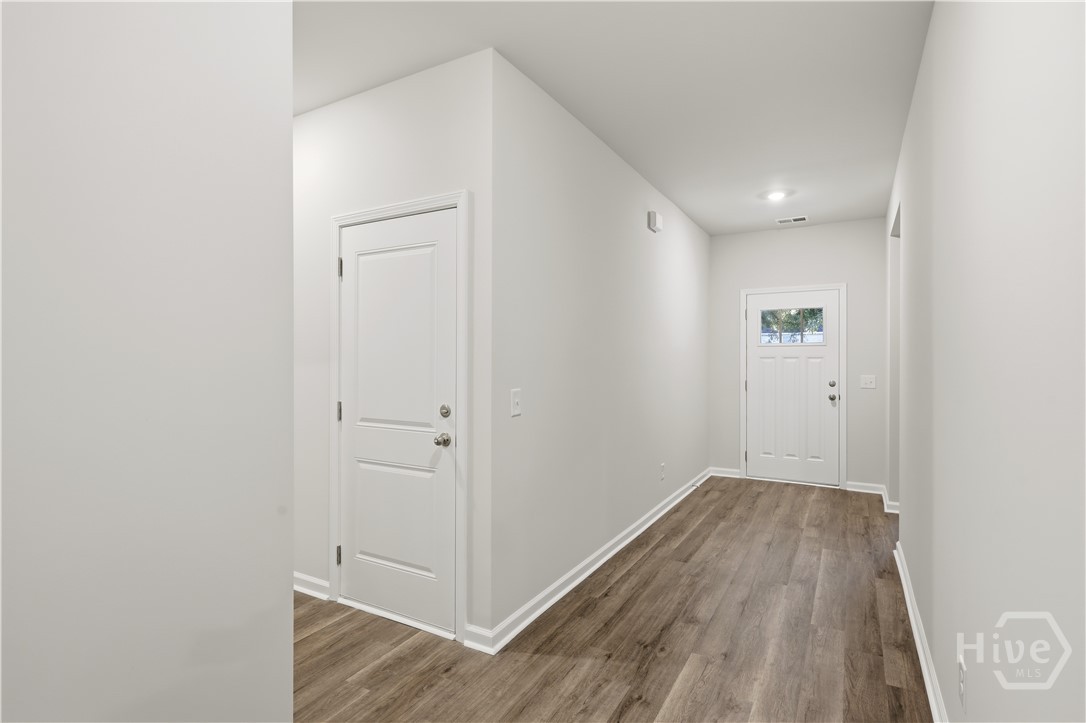 103 Warren Street Property Photo 12