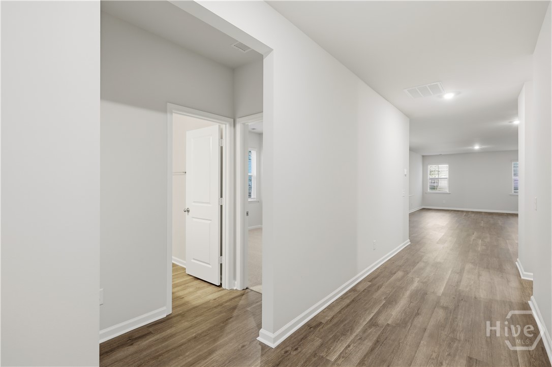 103 Warren Street Property Photo 14