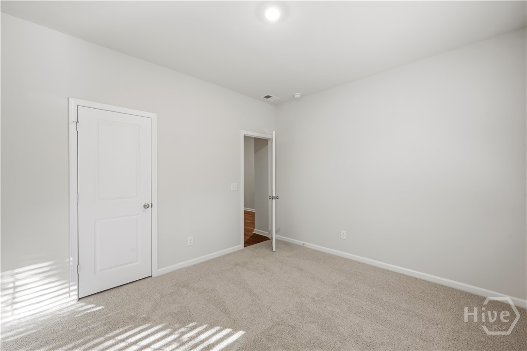103 Warren Street Property Photo 16