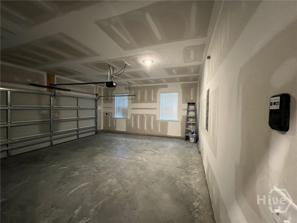 103 Warren Street Property Photo 17
