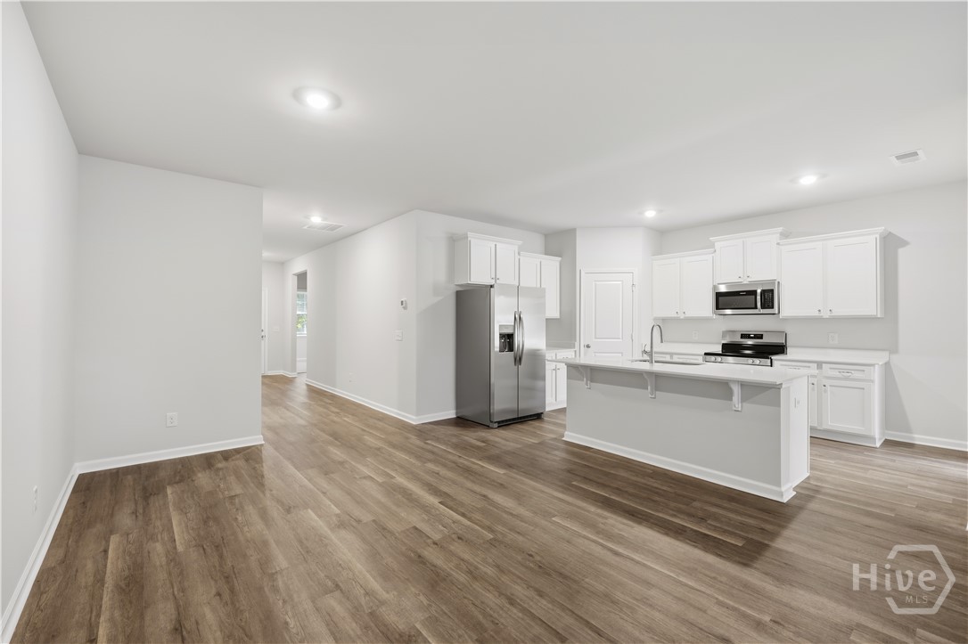 103 Warren Street Property Photo 22