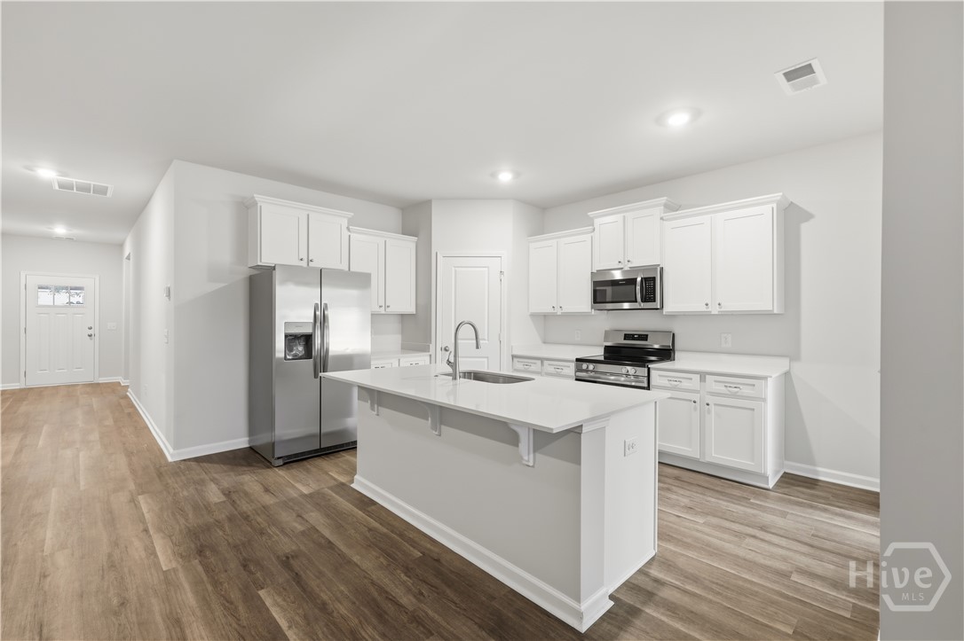 103 Warren Street Property Photo 23