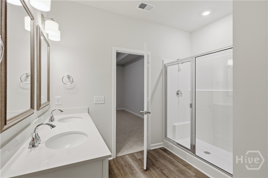 103 Warren Street Property Photo 38