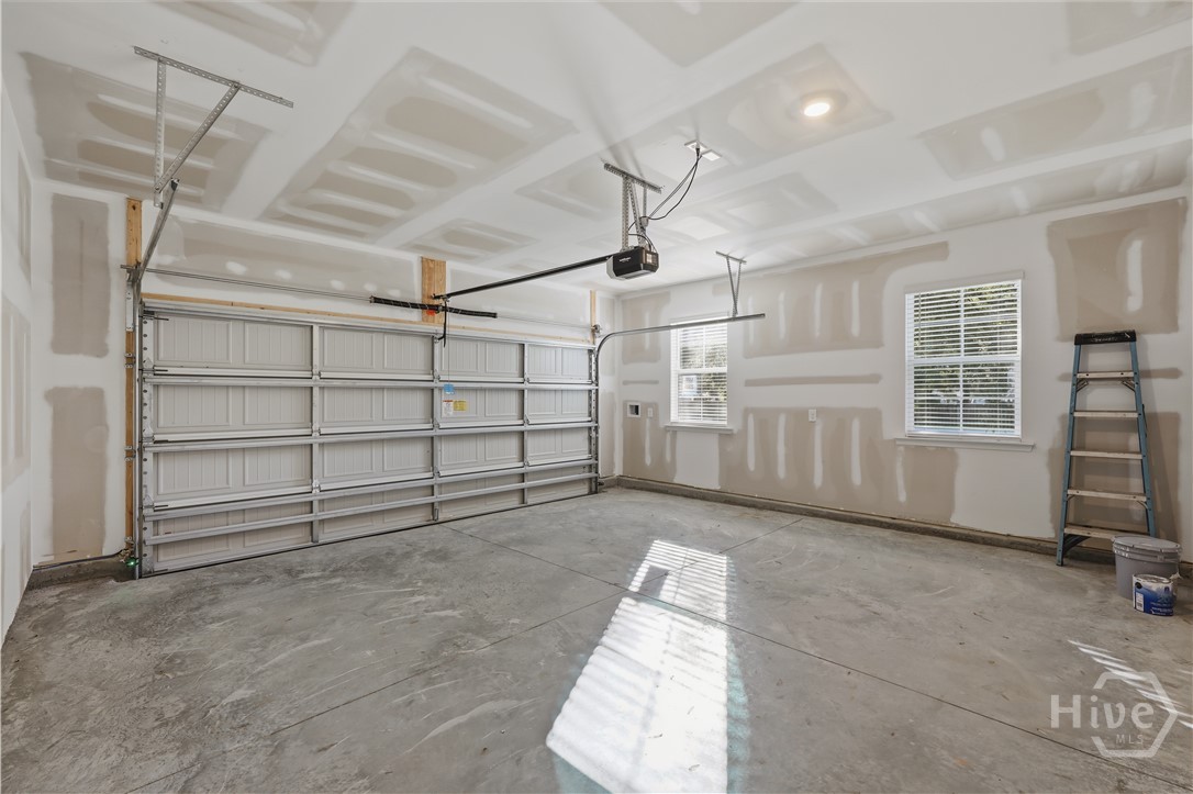 103 Warren Street Property Photo 41