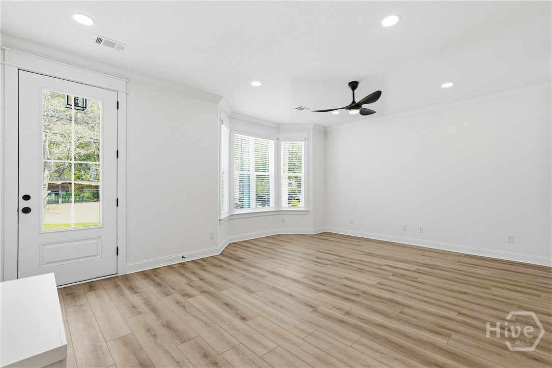 1205 E 34th Street Property Photo 17