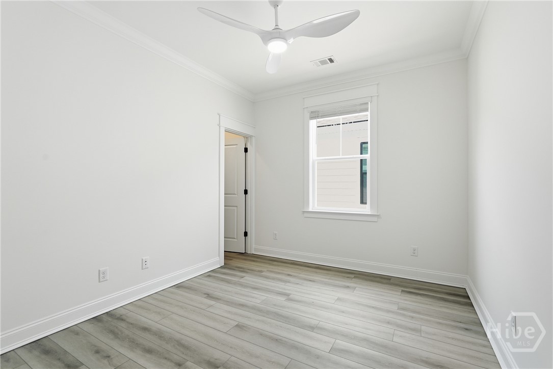 1205 E 34th Street Property Photo 21
