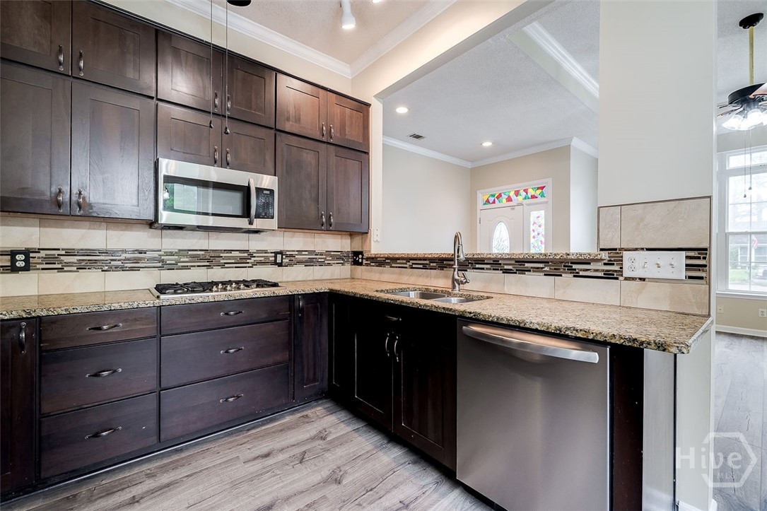 7 Haydens Court Property Photo 8