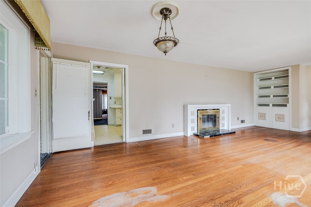 48 E 61st Street Property Photo 6