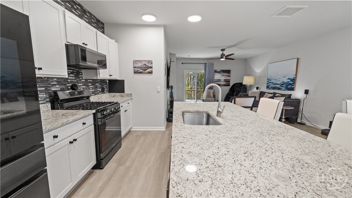 293 Lillian Street Property Photo 14