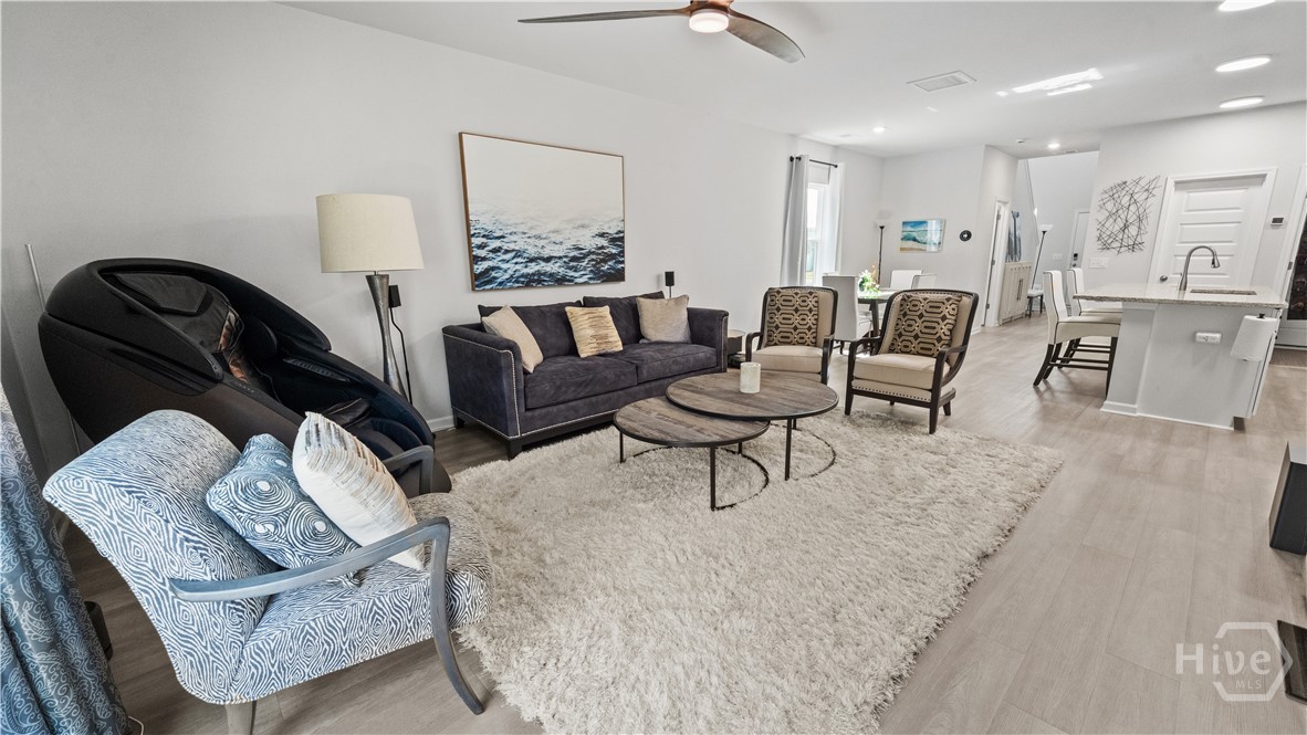 293 Lillian Street Property Photo 17