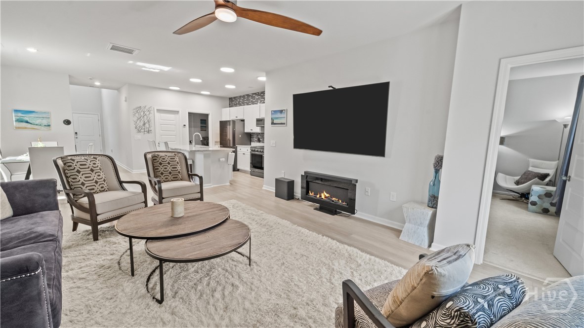 293 Lillian Street Property Photo 19