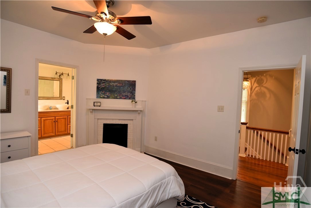 519 E 37th Street Property Photo 14