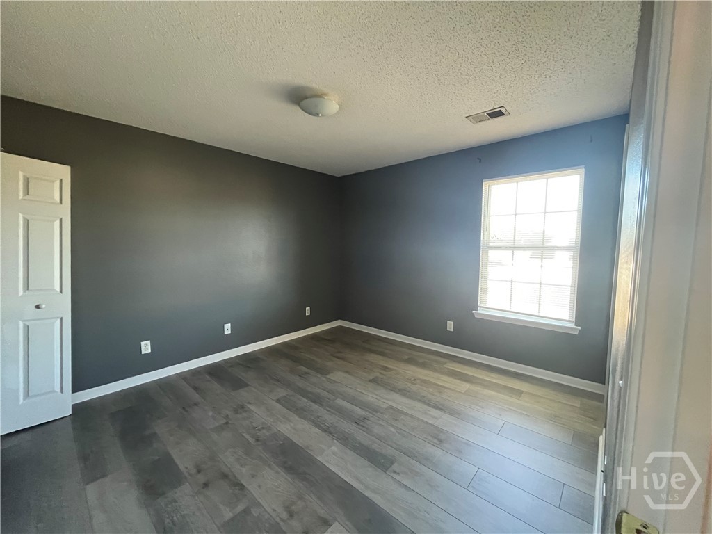 57 Bearing Circle Property Photo 10