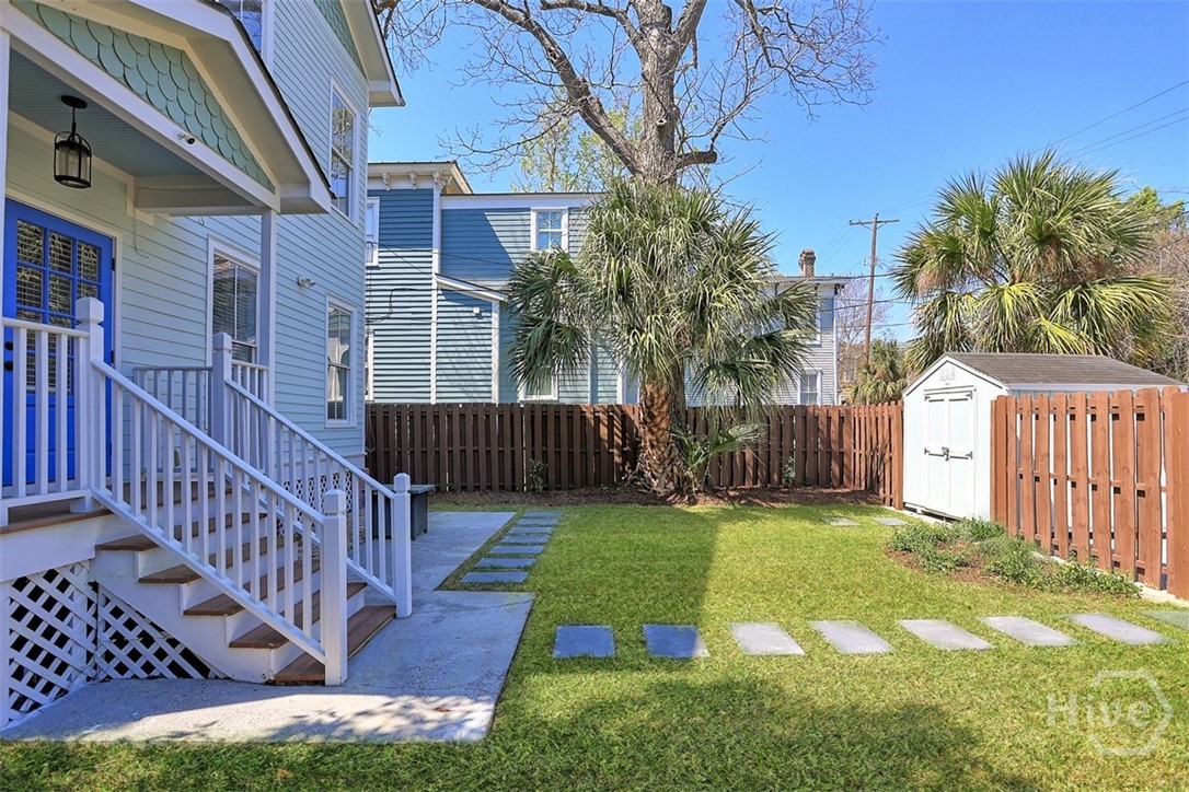 310 E Park Avenue Property Photo 55