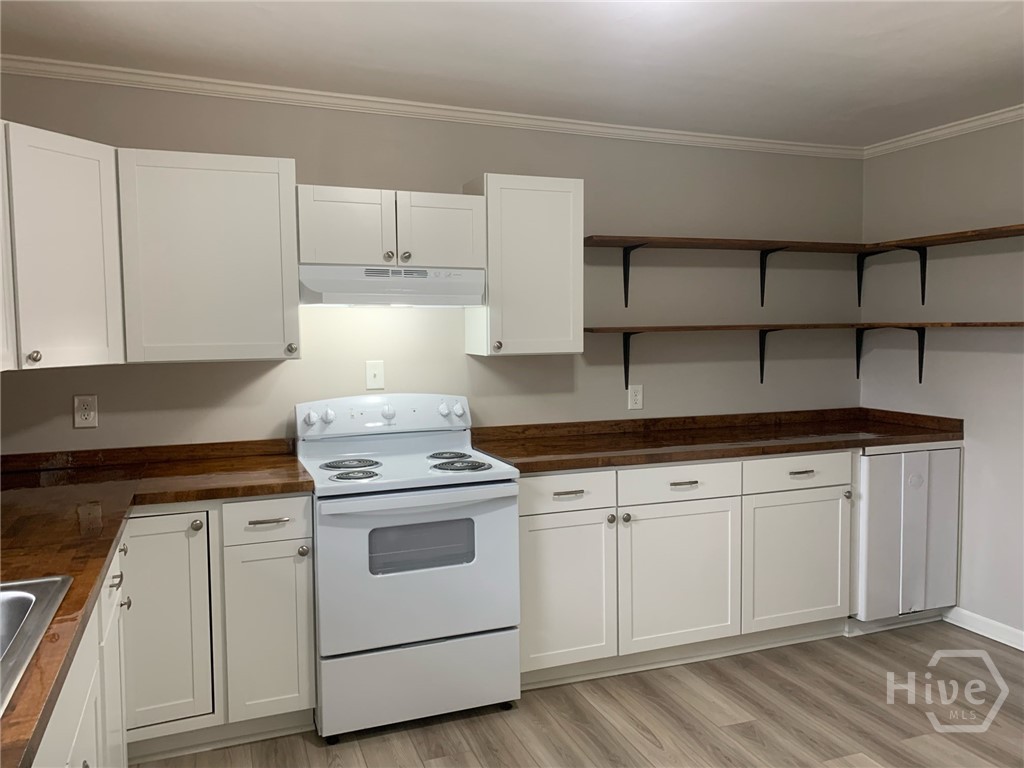 5 Berkley Place Property Photo 8