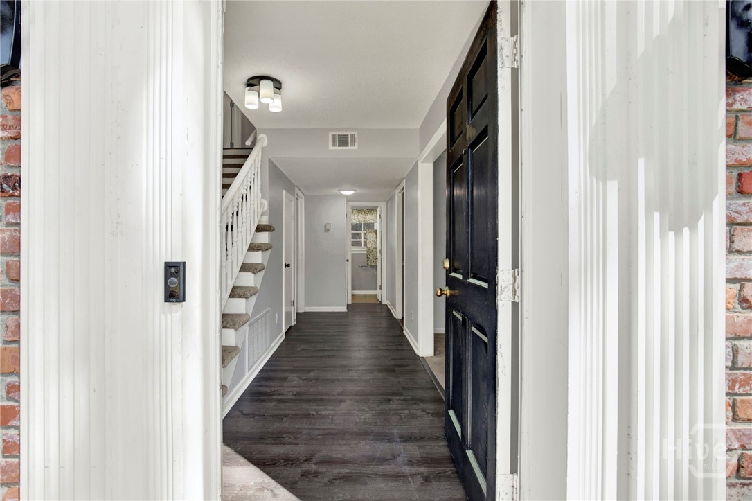 1620 Stillwood Drive Property Photo 8
