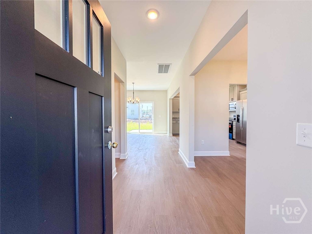 225 Providence Loop Property Photo 3