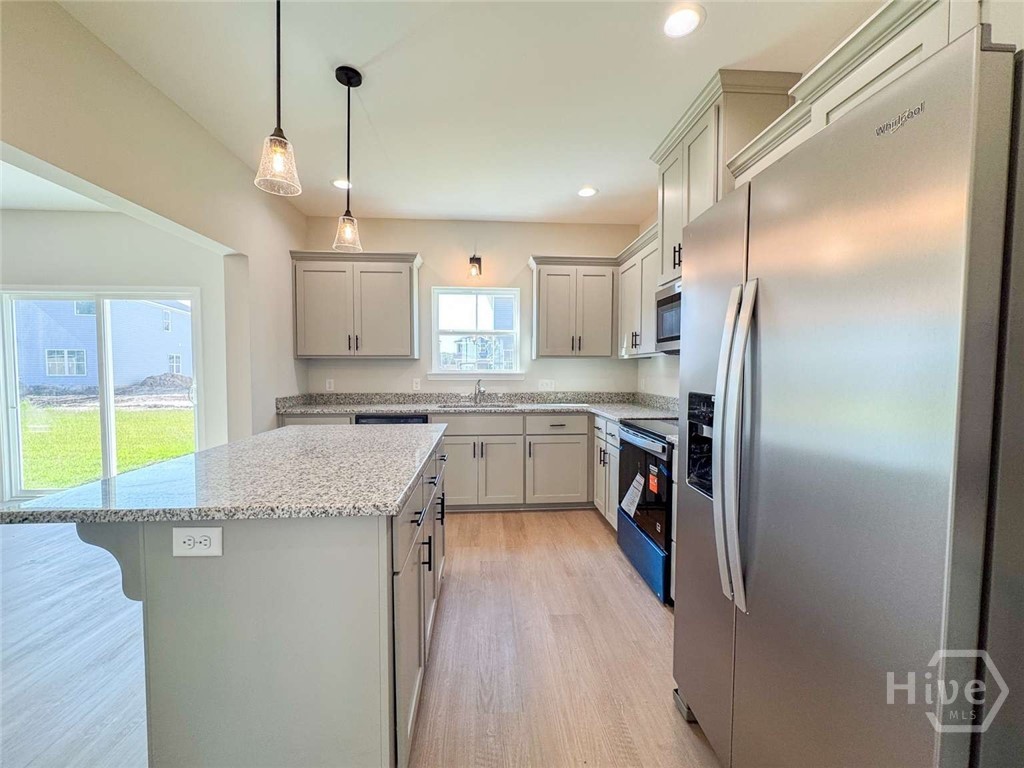 225 Providence Loop Property Photo 6