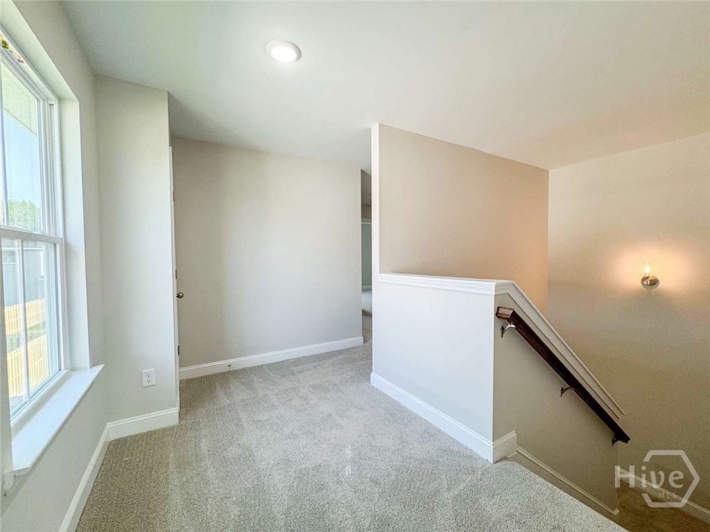 148 Hamilton Drive Property Photo 16