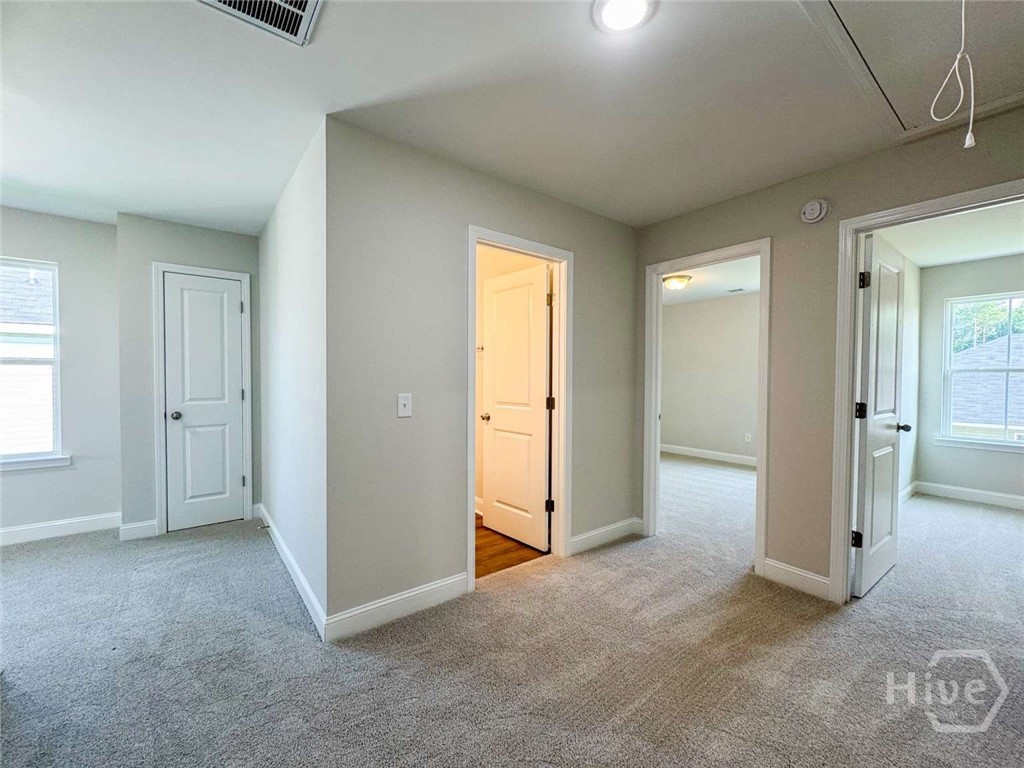 148 Hamilton Drive Property Photo 17