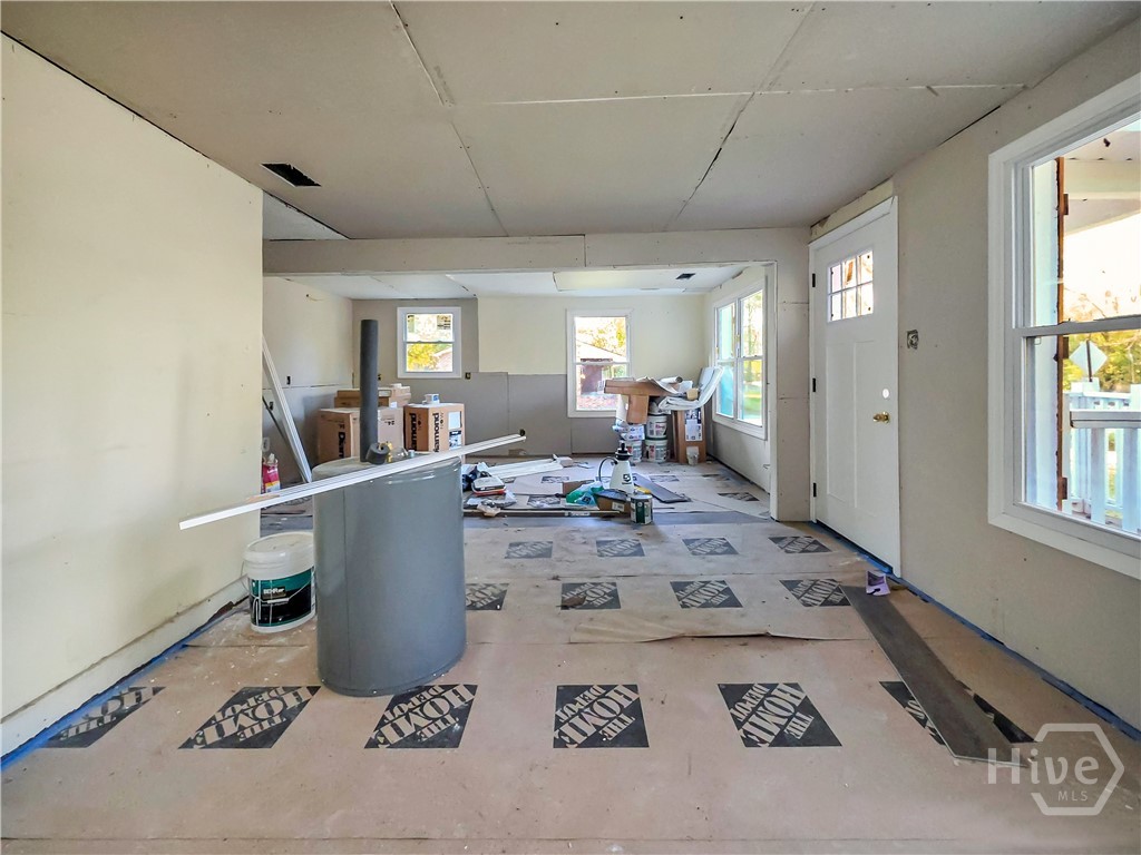 918 S Railroad Avenue Property Photo 2
