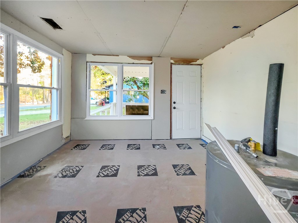 918 S Railroad Avenue Property Photo 3