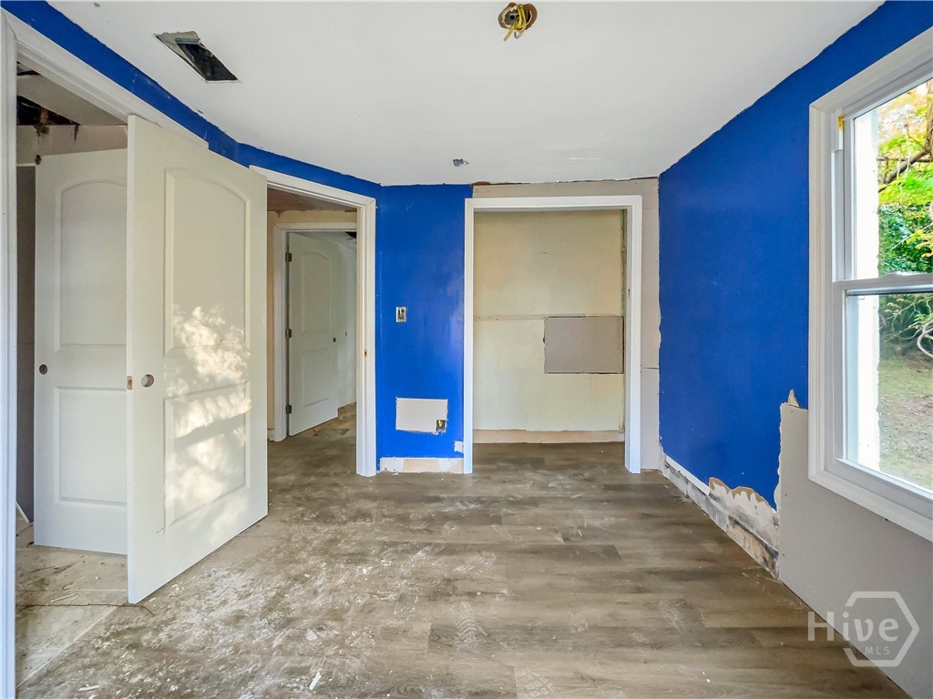 918 S Railroad Avenue Property Photo 4