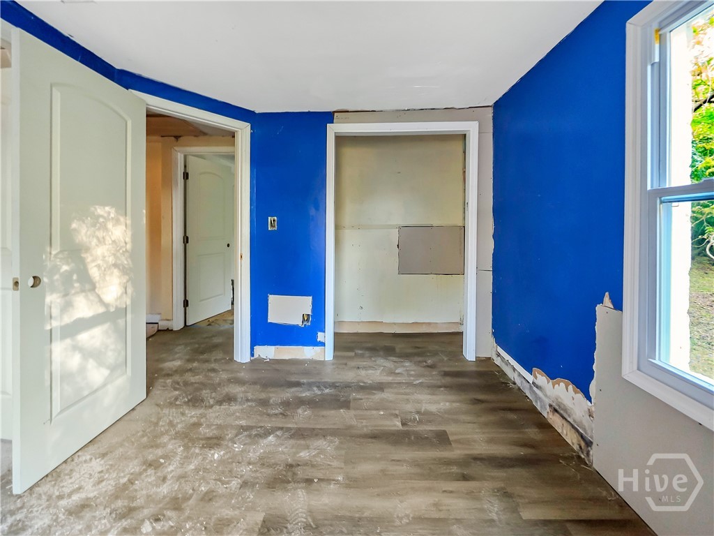 918 S Railroad Avenue Property Photo 5