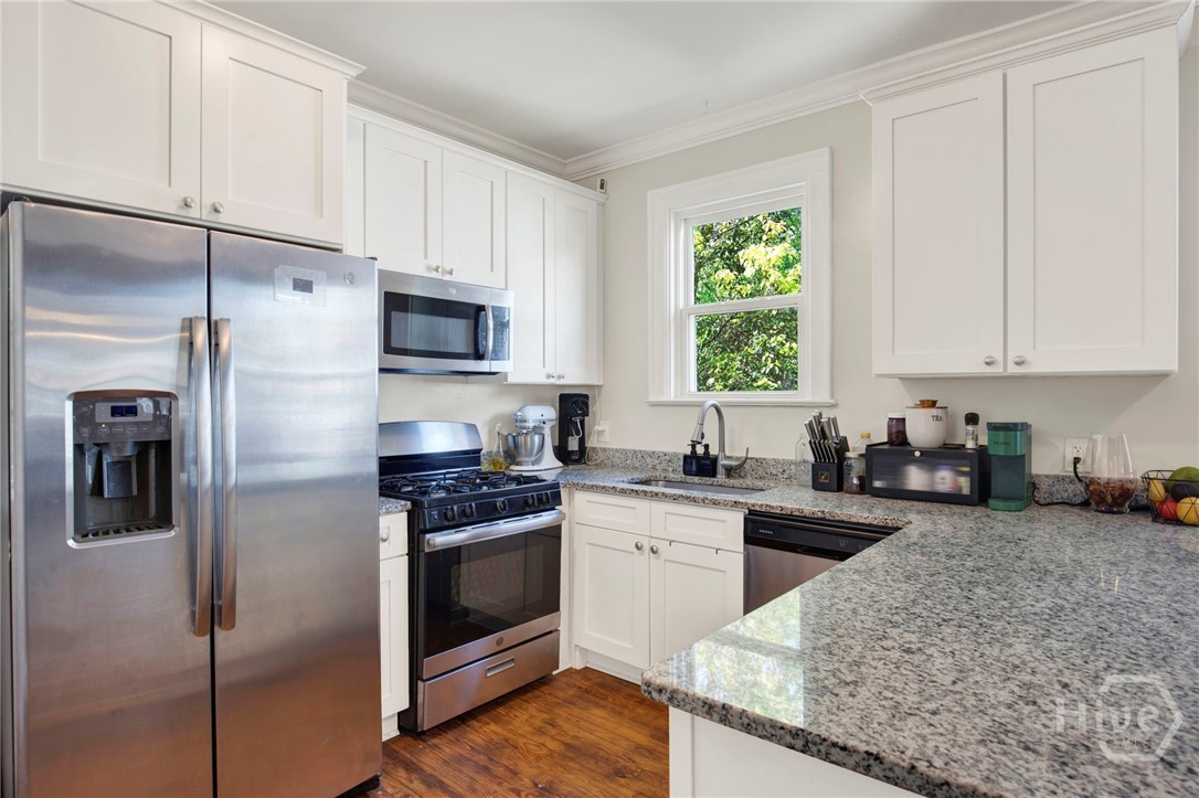 1007 Maupas Avenue Property Photo 13