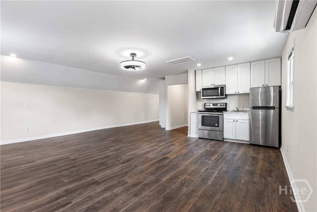 1007 Maupas Avenue Property Photo 27