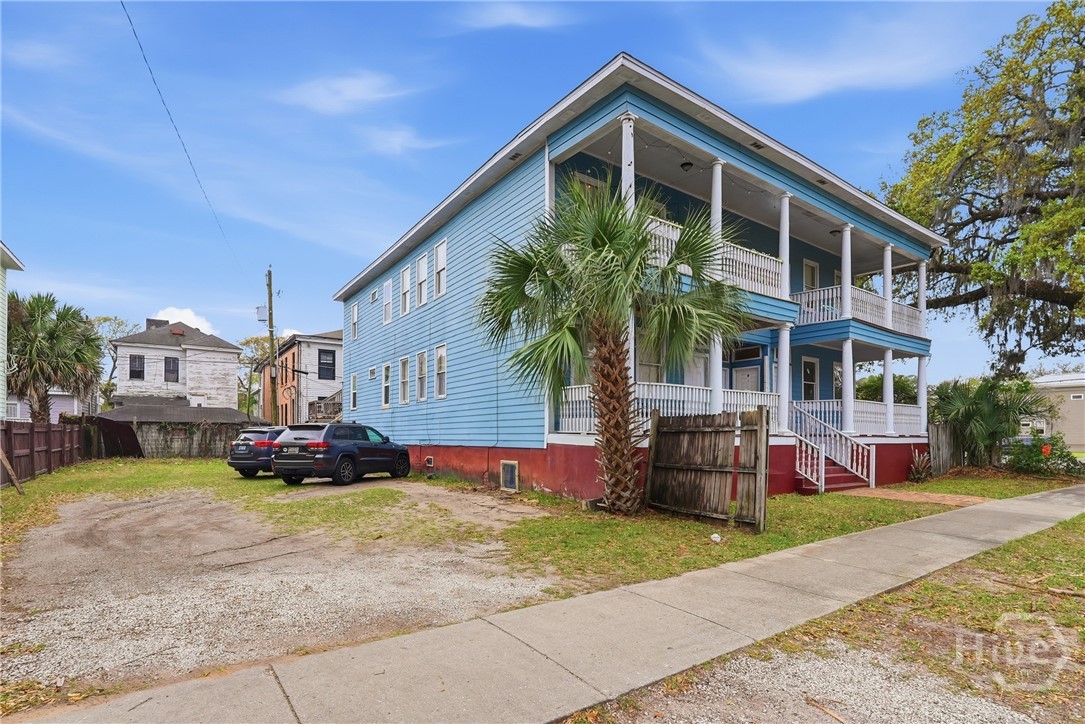 309 W 41st Street Property Photo 2