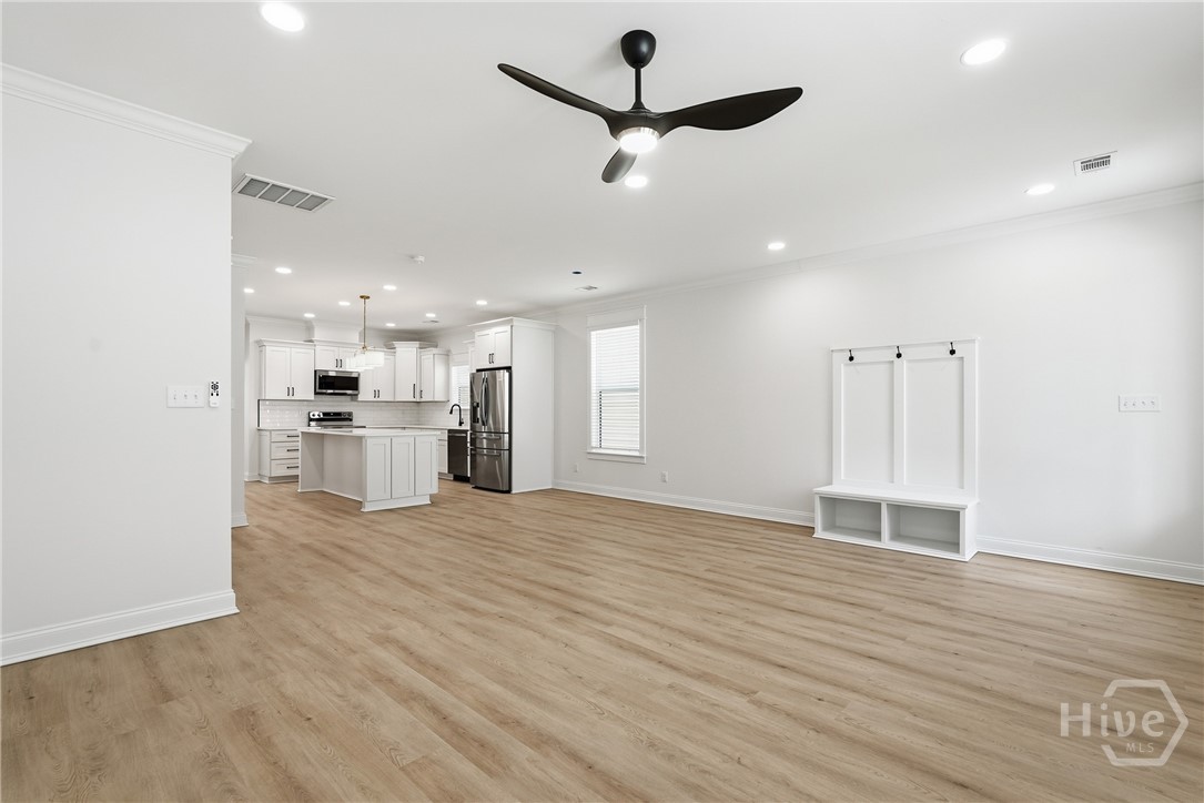1209 E 34th Street Property Photo 10