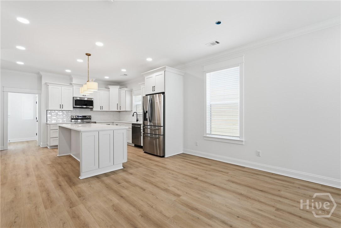 1209 E 34th Street Property Photo 12