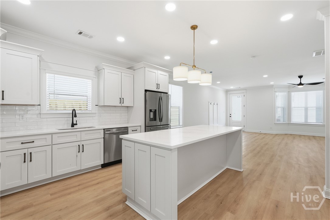 1209 E 34th Street Property Photo 16