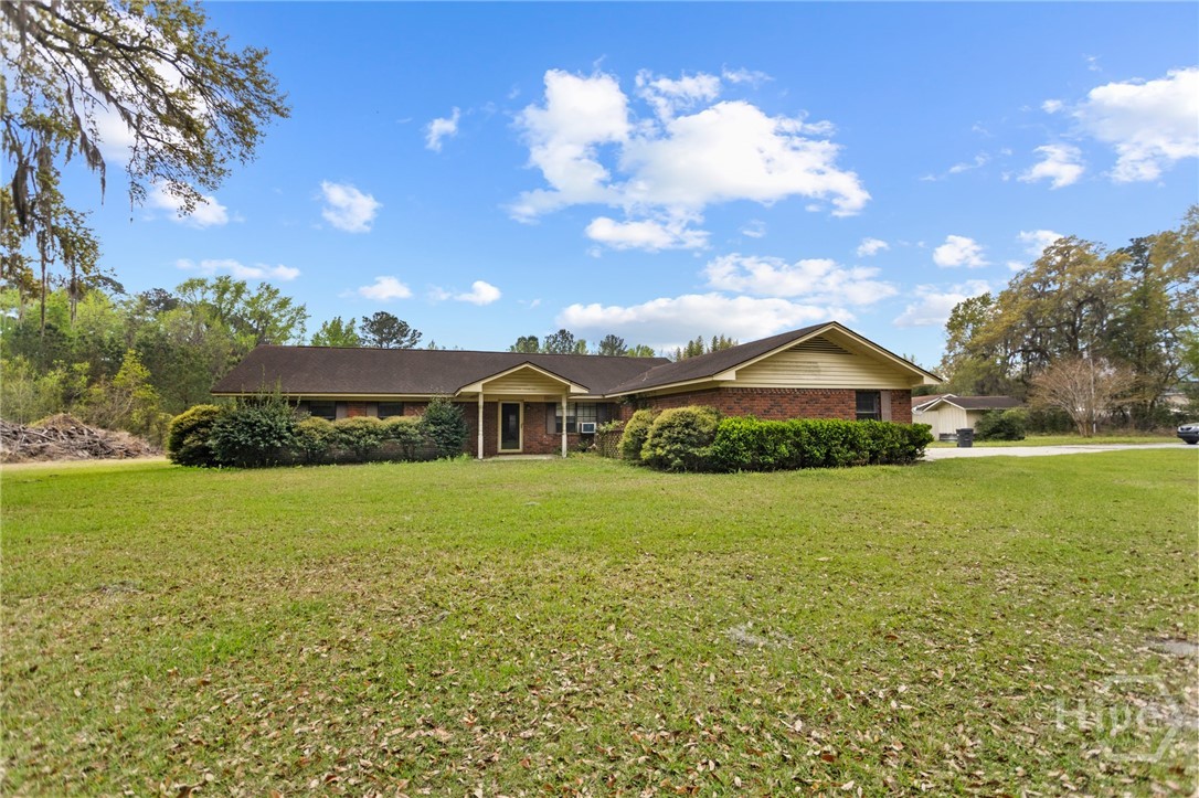 160 Hall Street Property Photo
