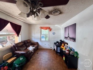 410 E Montgomery Cross Roads Property Photo 24
