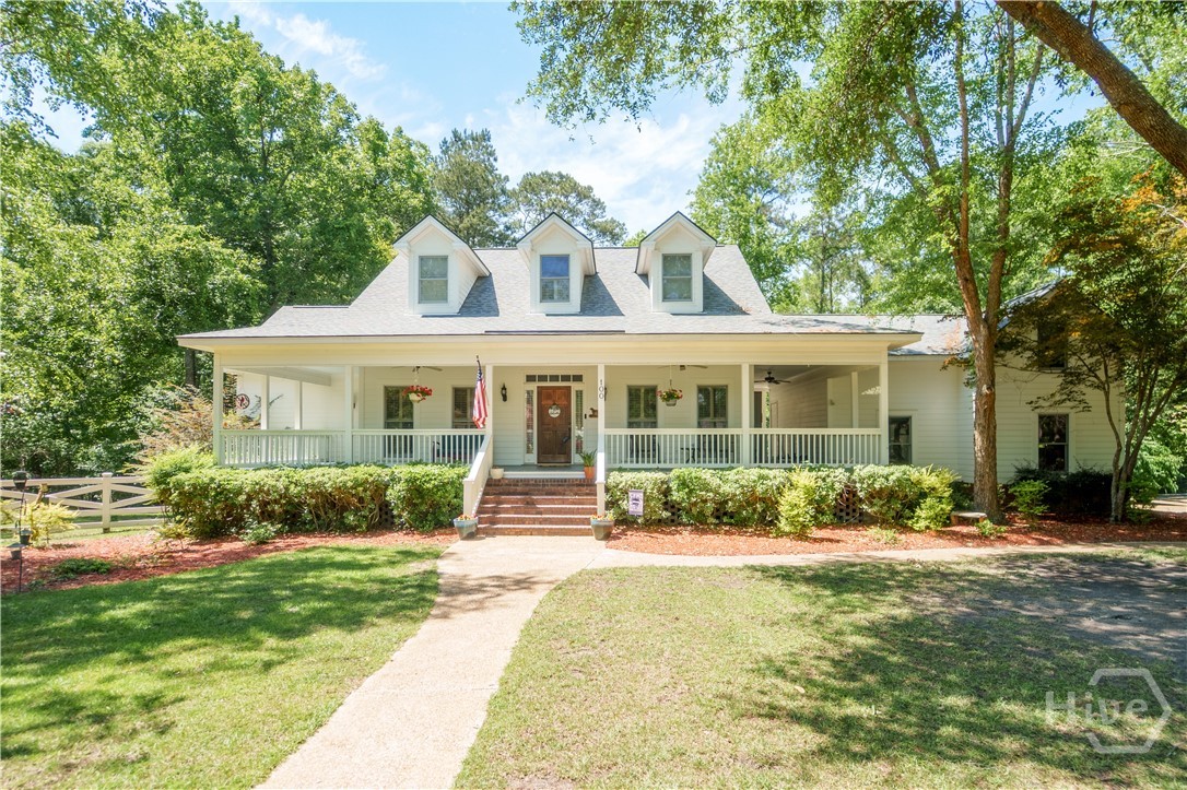 100 Cambridge Drive Property Photo 1