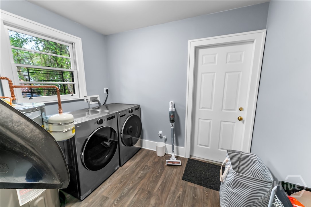 510-512 E 39th Street Property Photo 11
