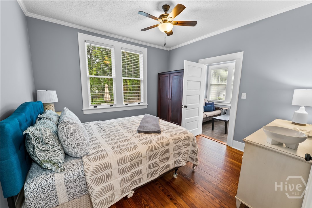 510-512 E 39th Street Property Photo 15