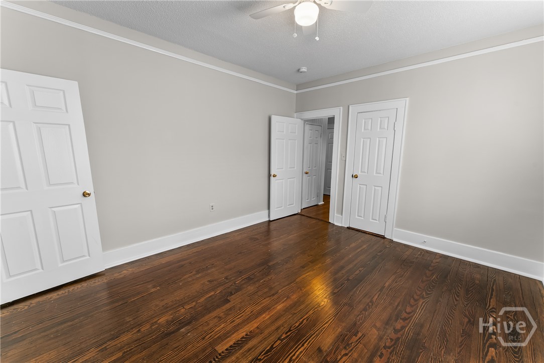 510-512 E 39th Street Property Photo 36