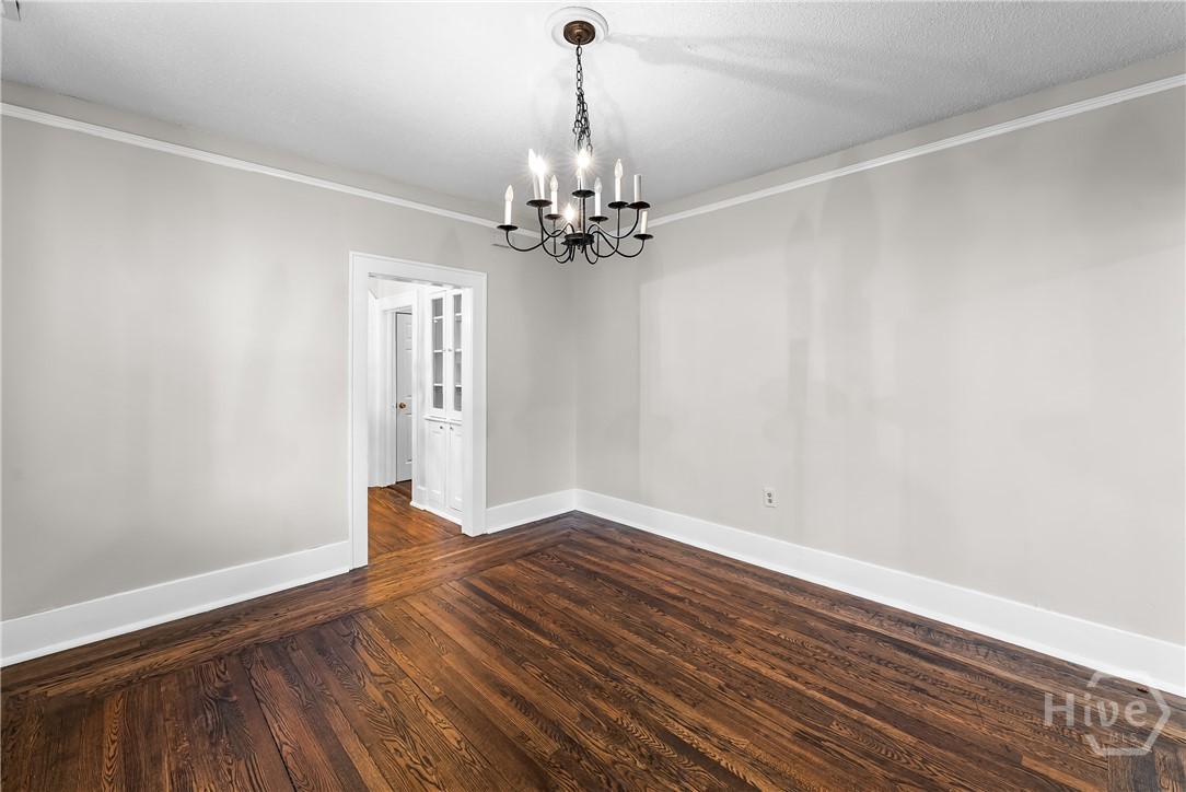 510-512 E 39th Street Property Photo 51