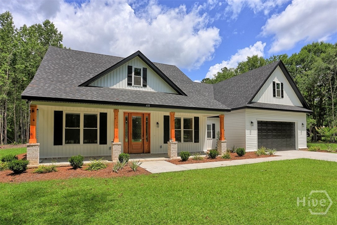 433 Exley Loop Property Photo 2