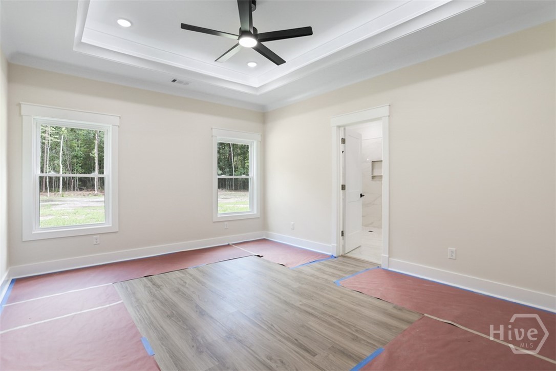 433 Exley Loop Property Photo 12