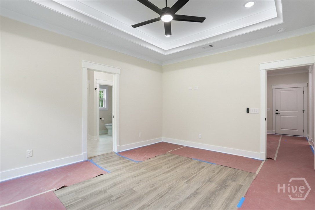 433 Exley Loop Property Photo 13