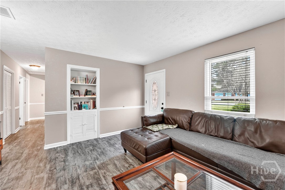7313 Tropical Way Property Photo 7