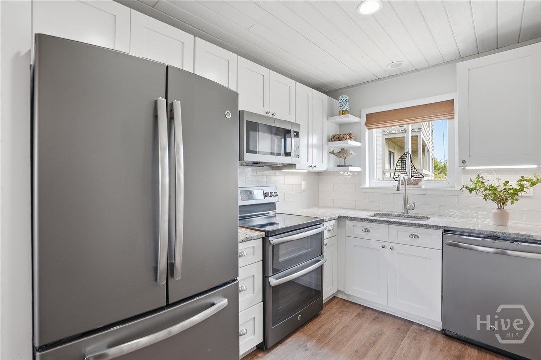 85 Van Horne Avenue 11a Property Photo 10